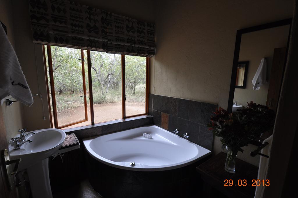 Gem Bateleur Lodge Hoedspruit Exterior foto